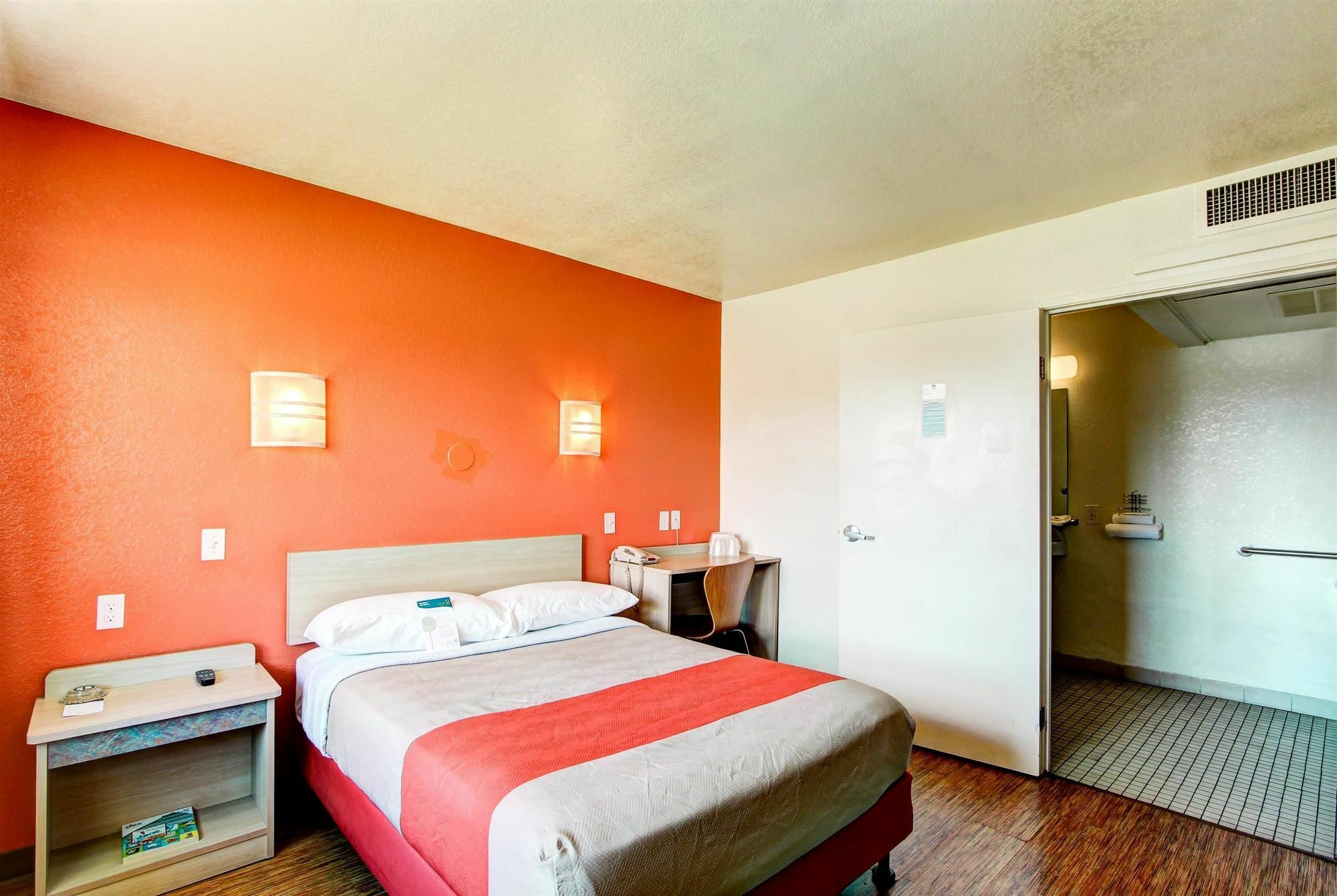 Motel 6-Denver, Co - Airport Exterior photo